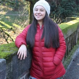 Meet your Posher, Viviana